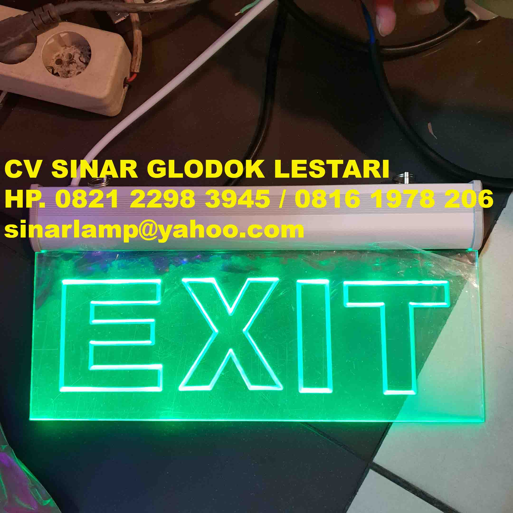 Exit Sign Emergency Transparan